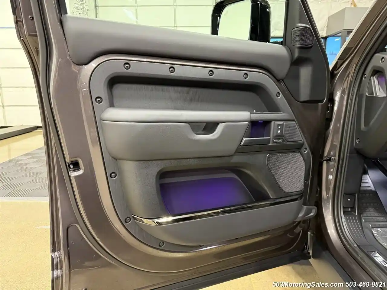 2025 Land Rover Defender 110