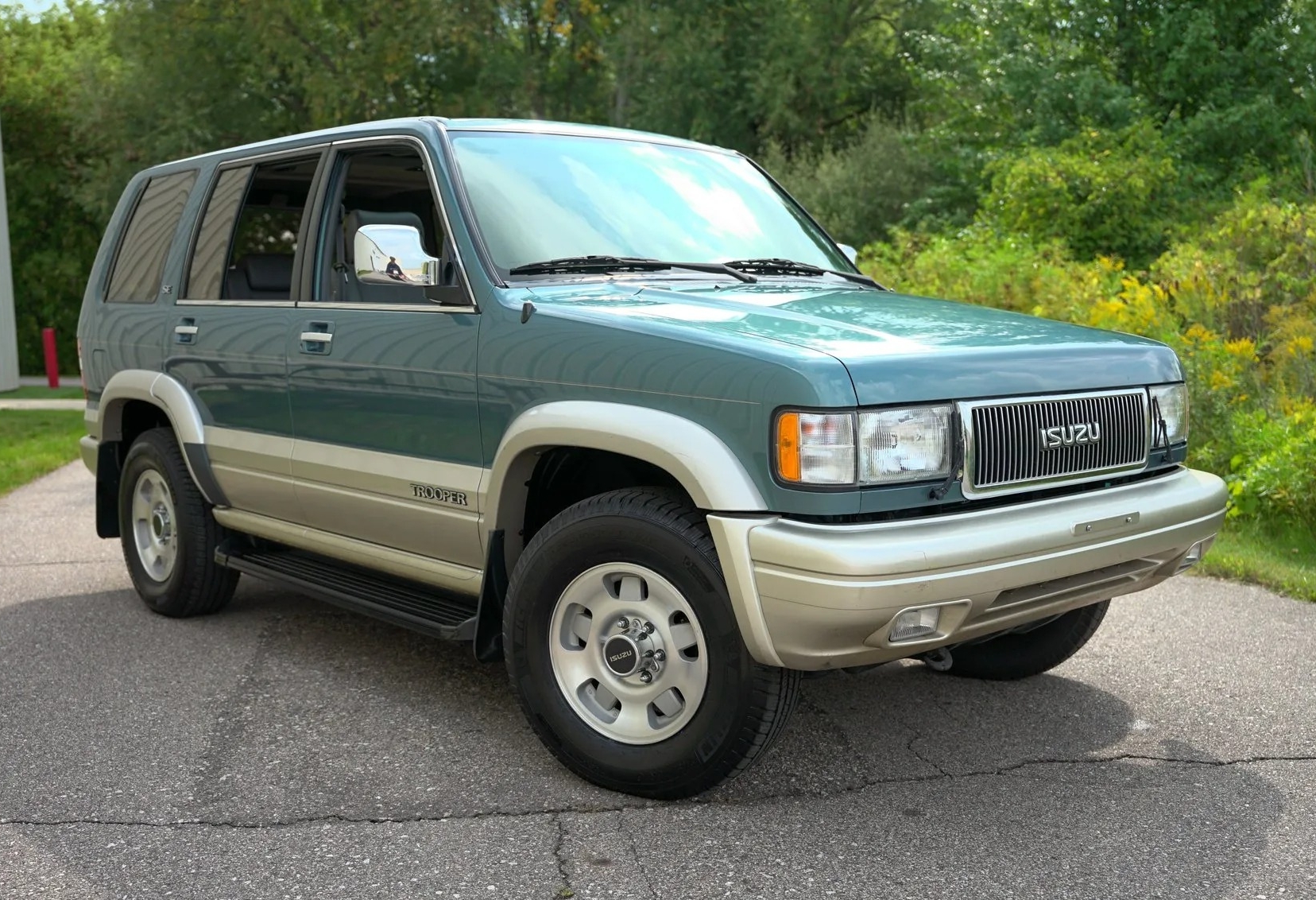  Isuzu Trooper