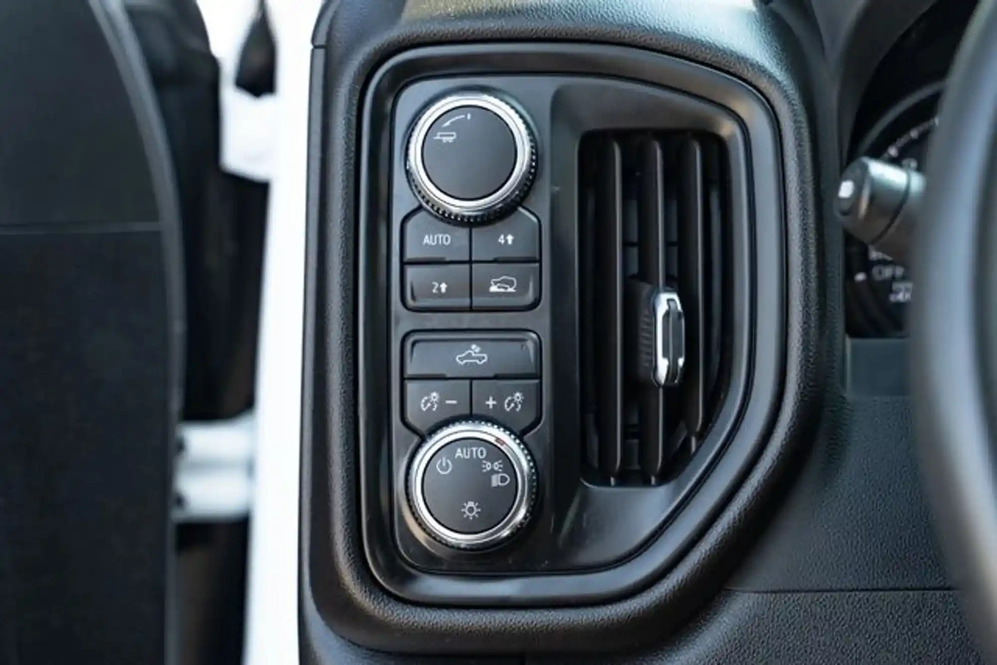 2023 GMC Sierra 1500 Pro - 4