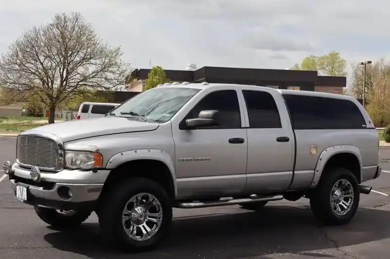 2004 Dodge Ram Pickup 3500 SLT