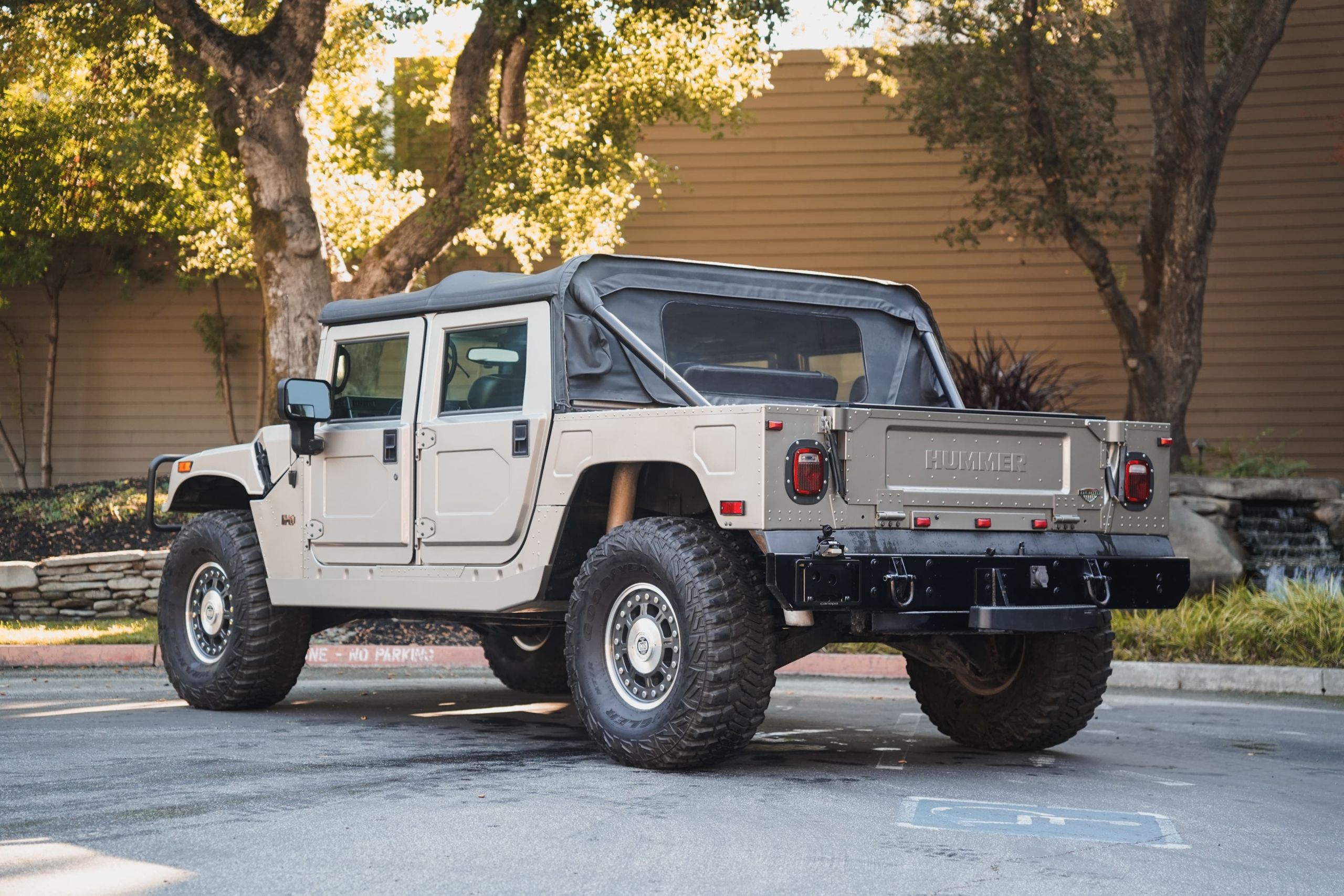 Sold: 2006 Hummer H1 Alpha - 3