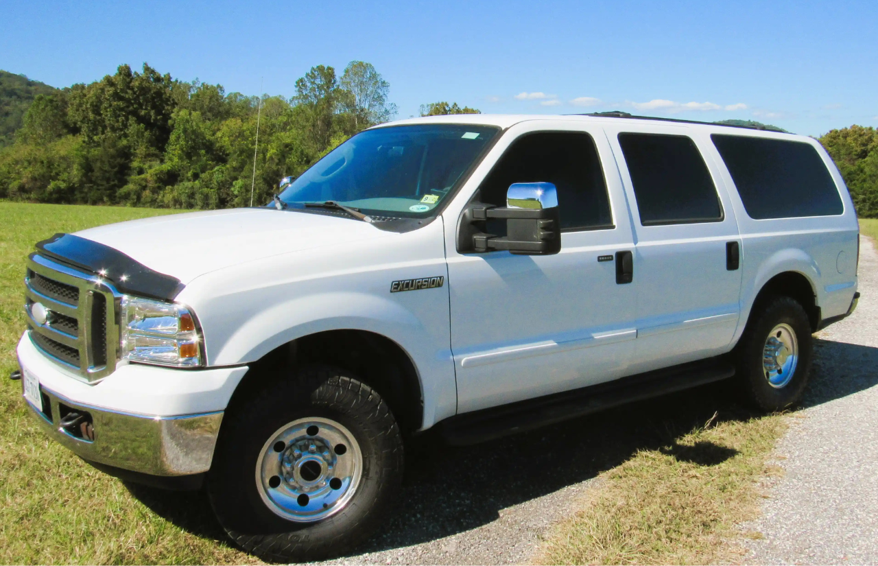 6.0L Turbo Diesel-Powered 2005 Ford Excursion XLT