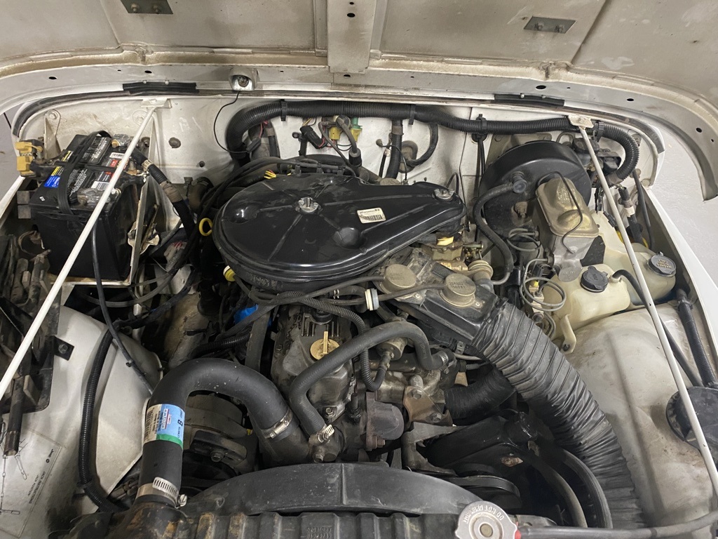 Sold: 1990 Jeep Wrangler Islander YJ