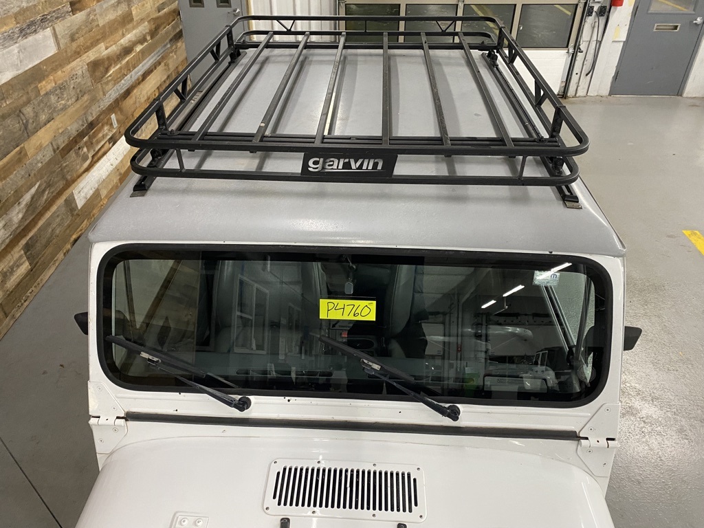 Sold: 1990 Jeep Wrangler Islander YJ