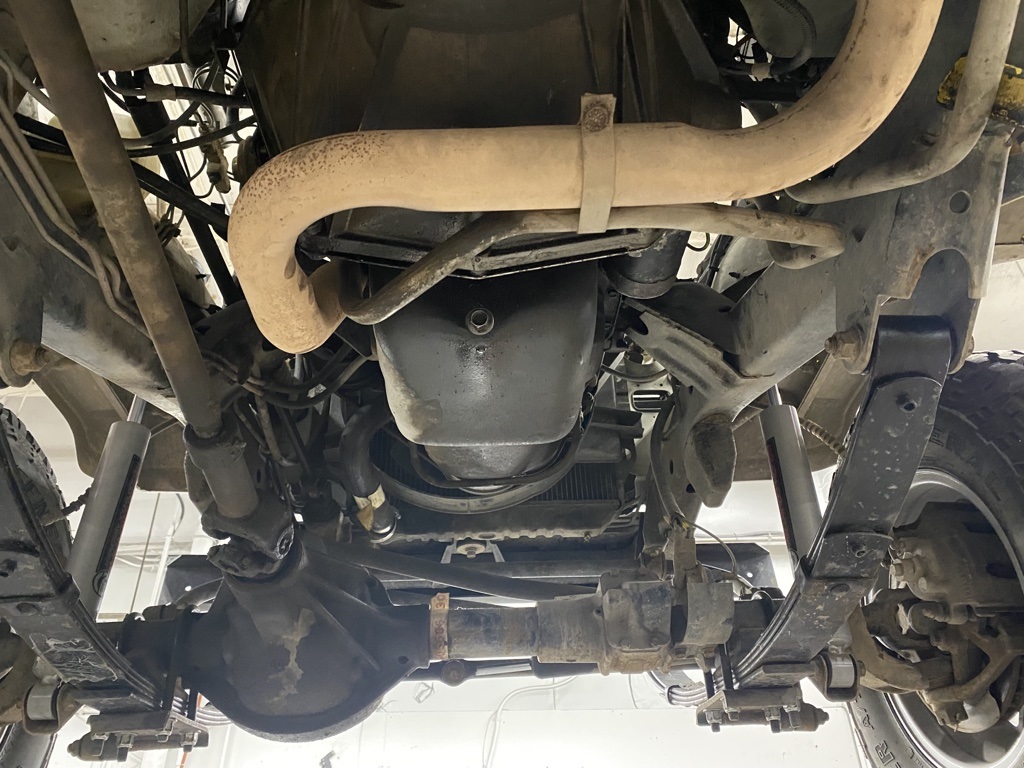 Sold: 1990 Jeep Wrangler Islander YJ