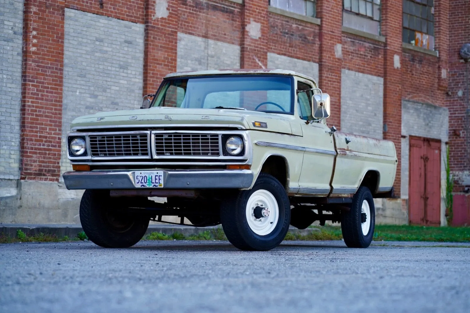 Sold: 1970 Ford F-250 Highboy 4×4