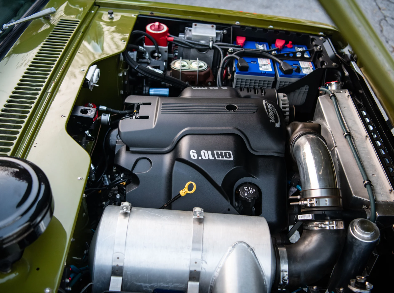 Sold: 1977 International Scout II Traveler