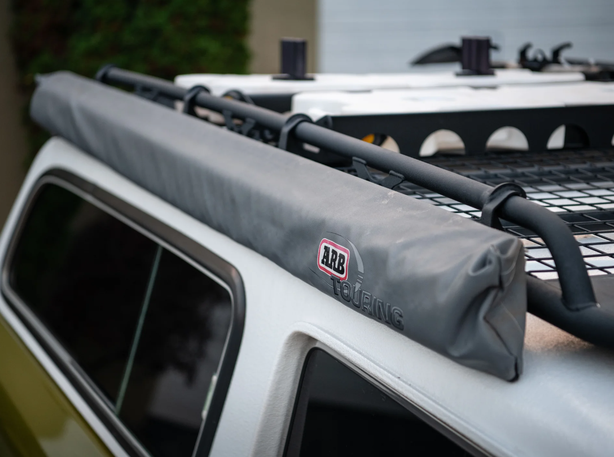 Sold: 1977 International Scout II Traveler