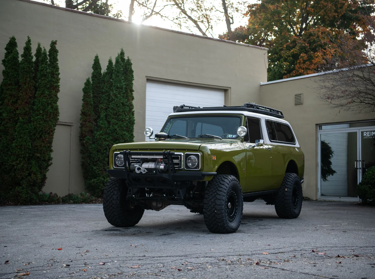 Sold: 1977 International Scout II Traveler
