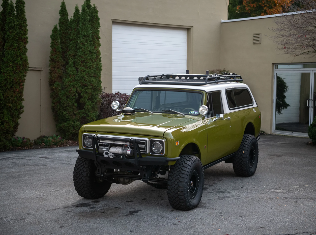 Sold: 1977 International Scout II Traveler