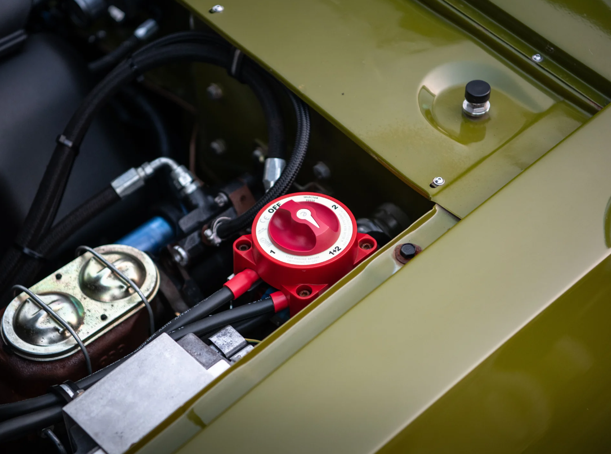 Sold: 1977 International Scout II Traveler