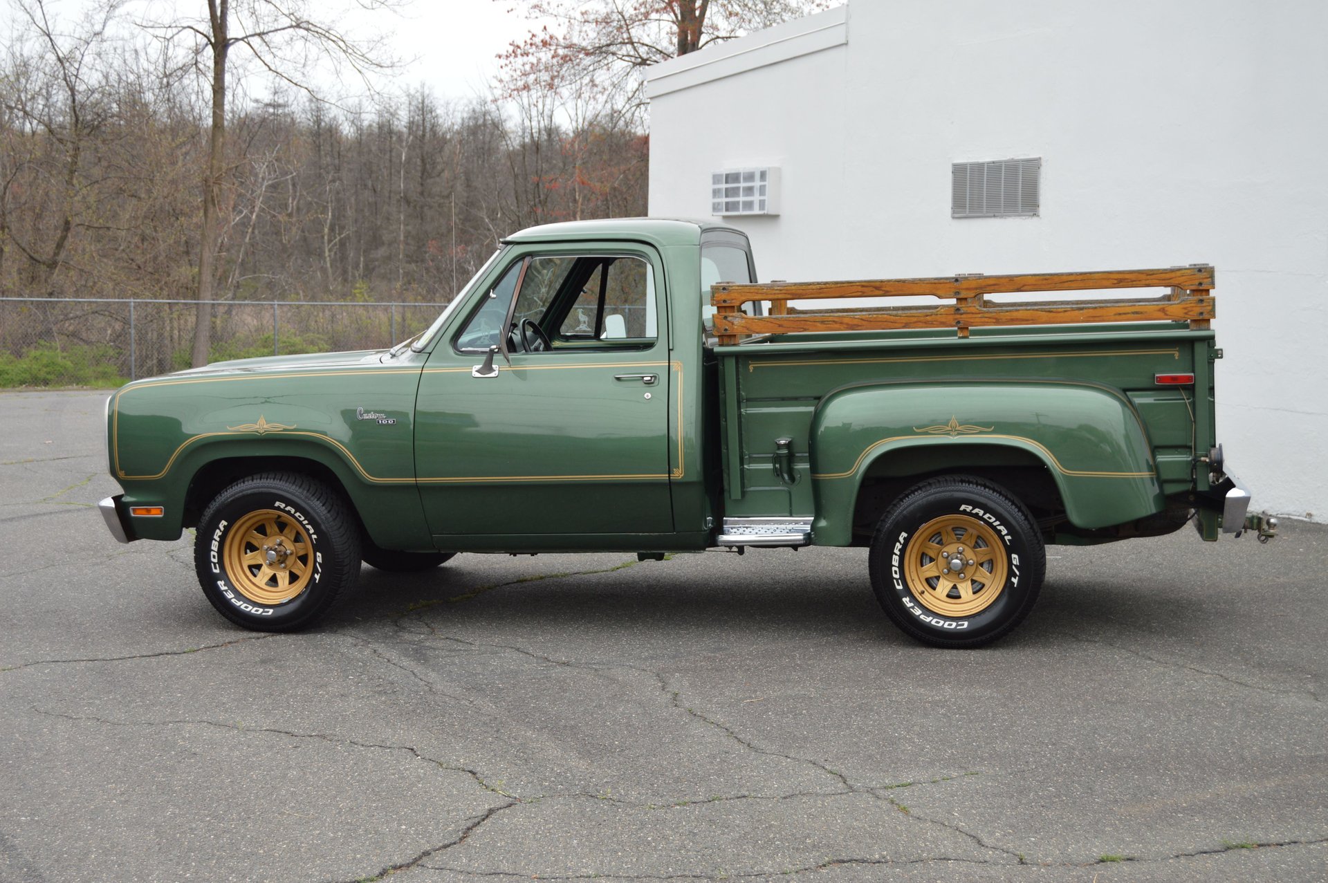 Sold: 1977 Dodge D100 Warlock