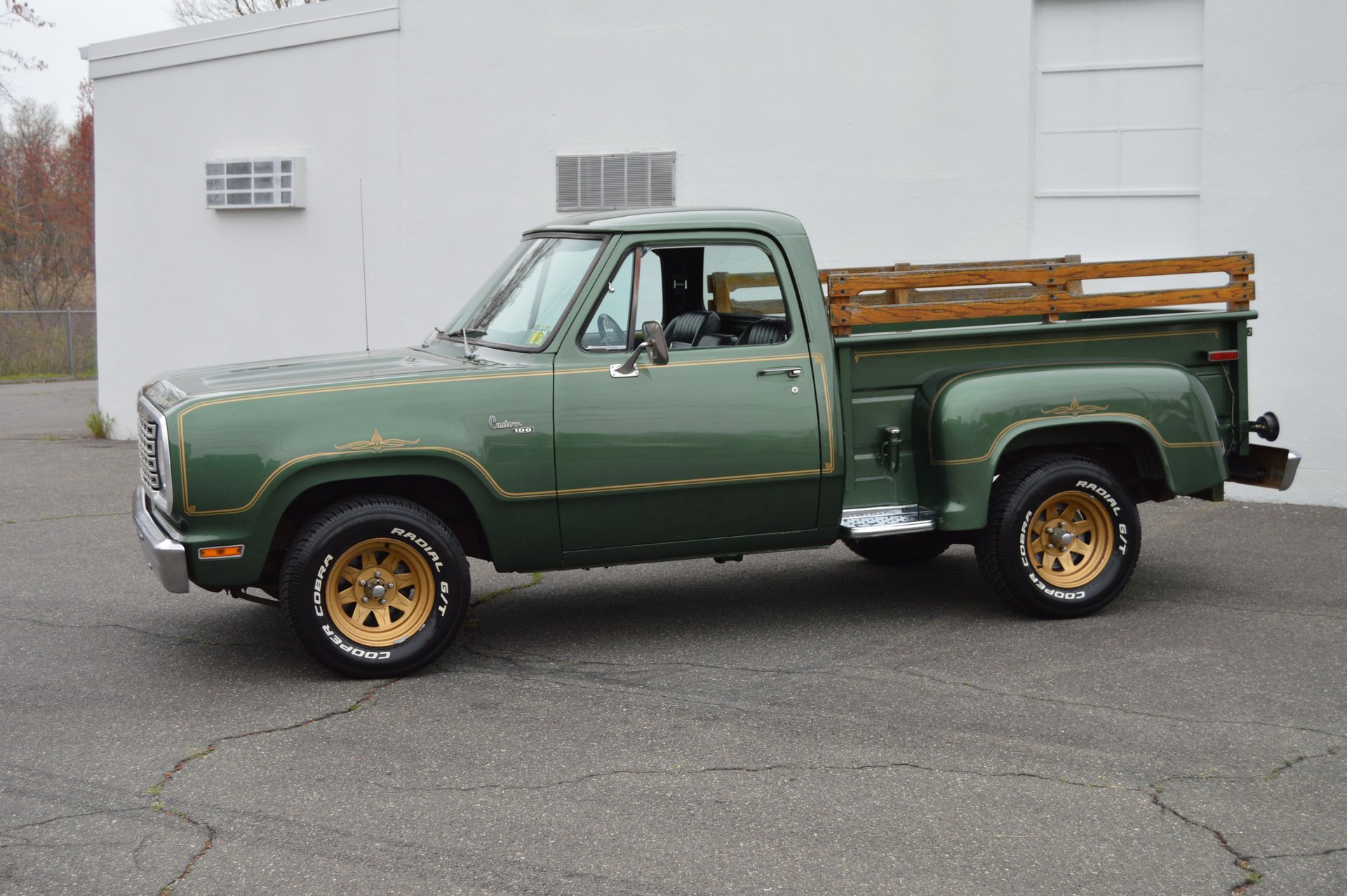 Sold: 1977 Dodge D100 Warlock