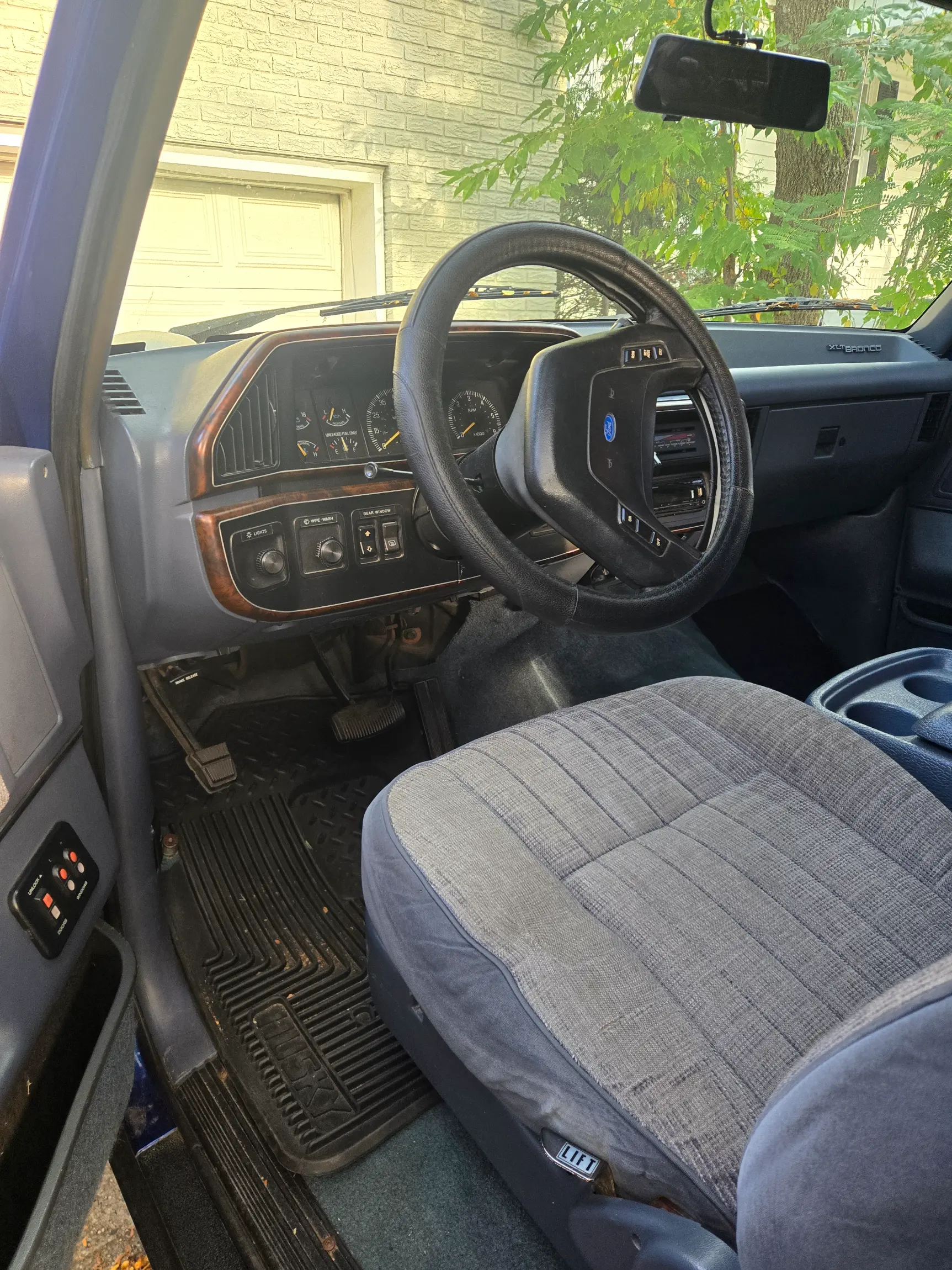 1991 Ford Bronco XLT 4×4
