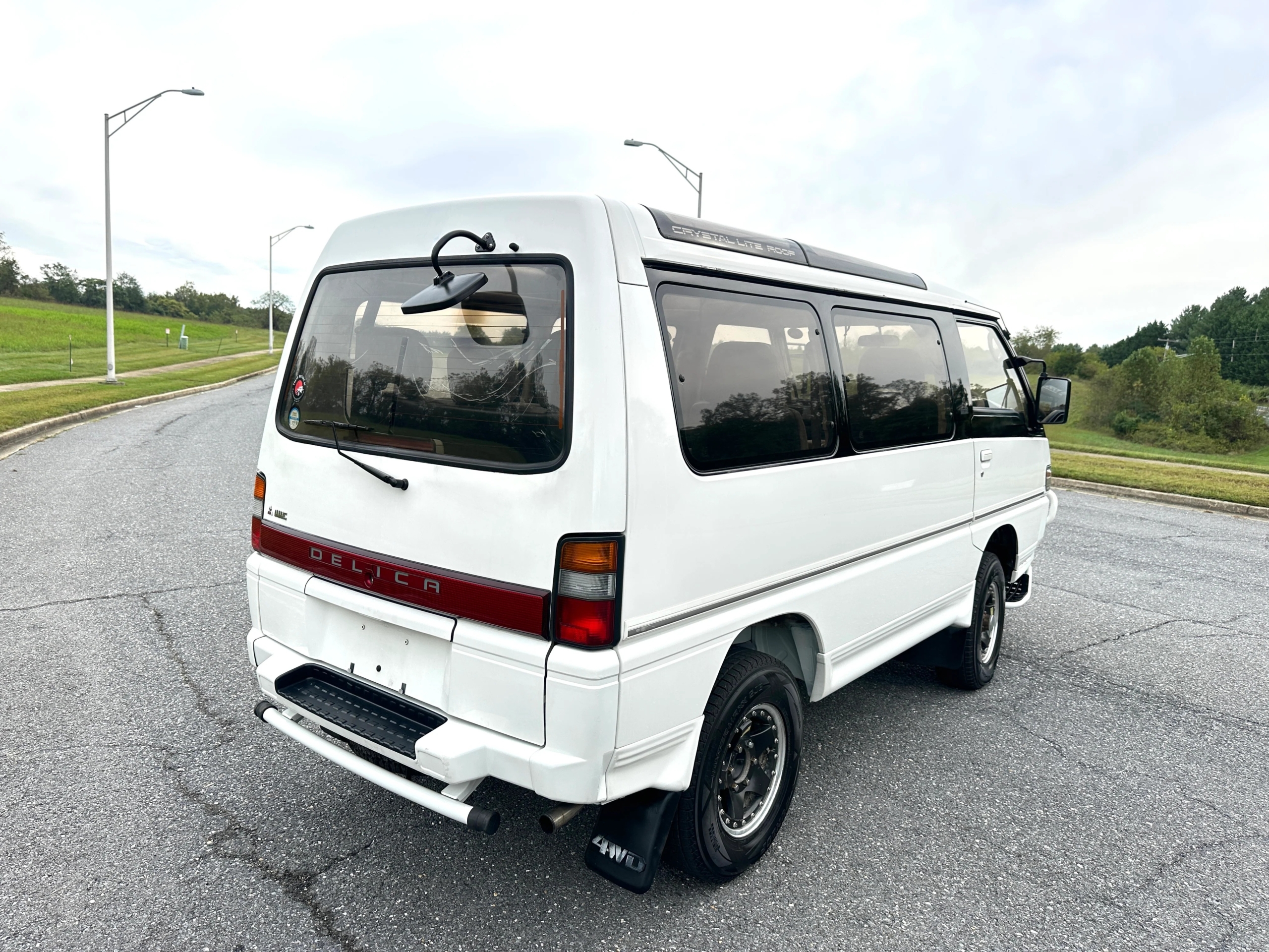 1991 Mitsubishi Delica Star Wagon Super Exceed