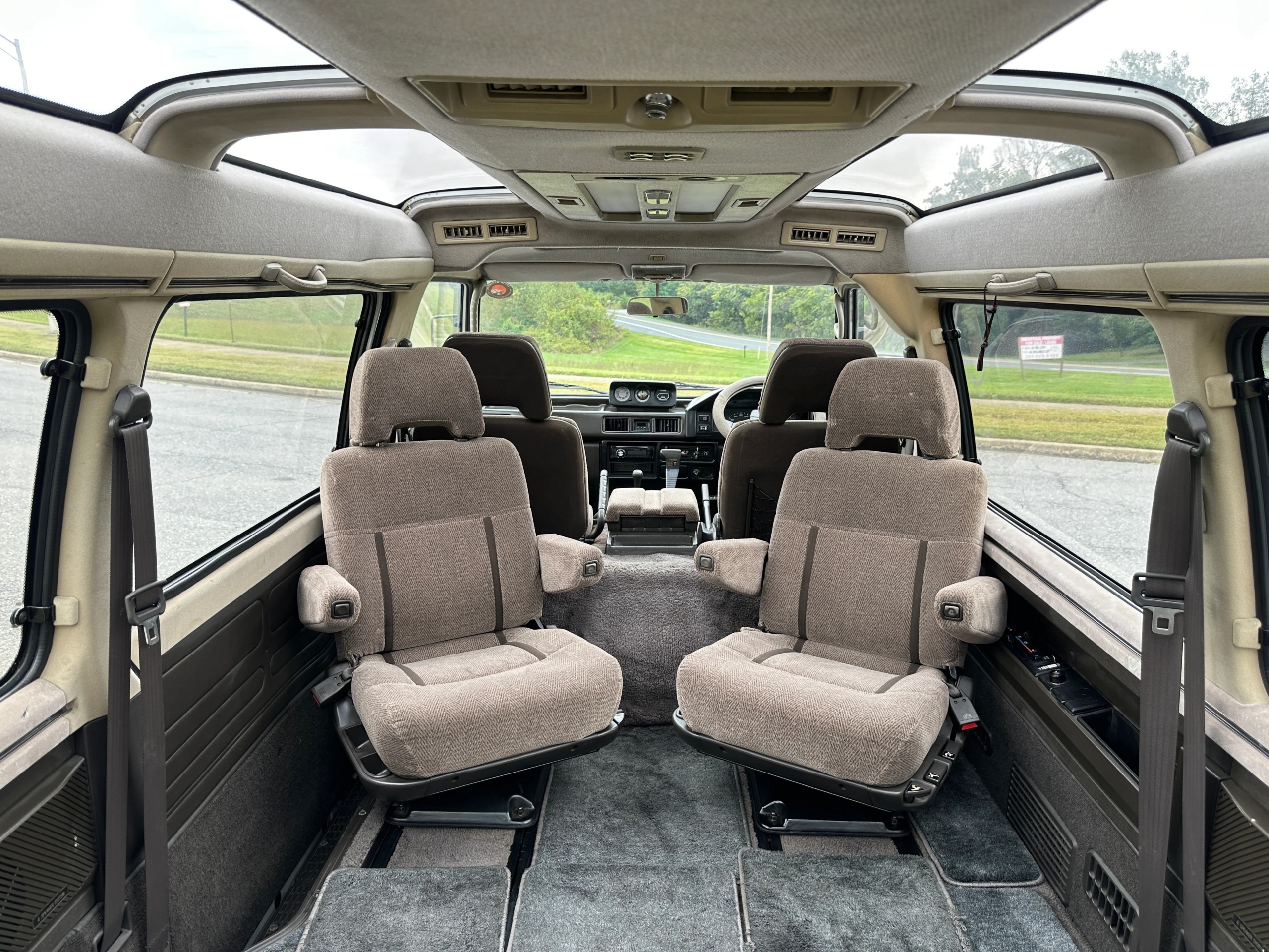 1991 Mitsubishi Delica Star Wagon Super Exceed