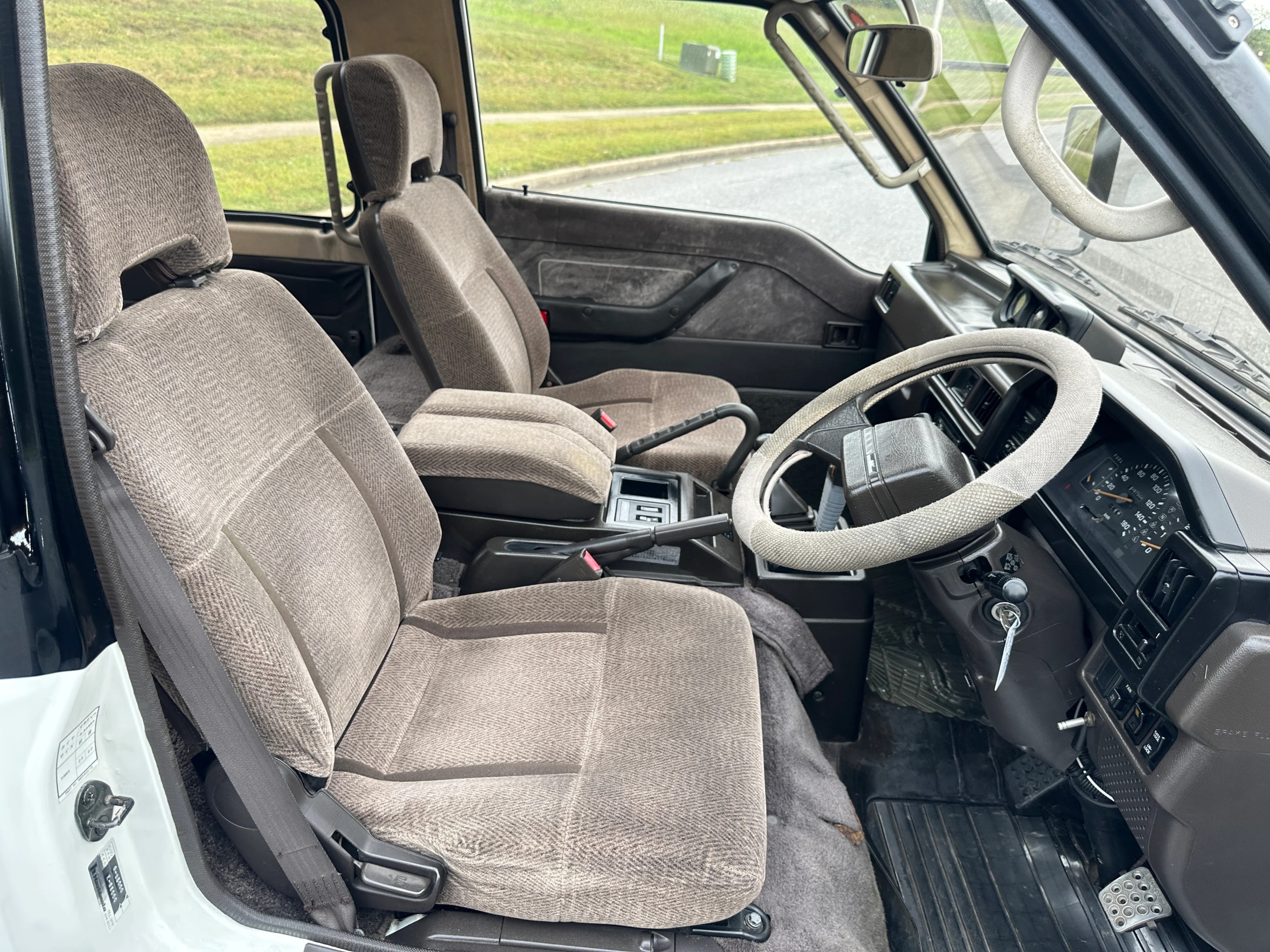 1991 Mitsubishi Delica Star Wagon Super Exceed