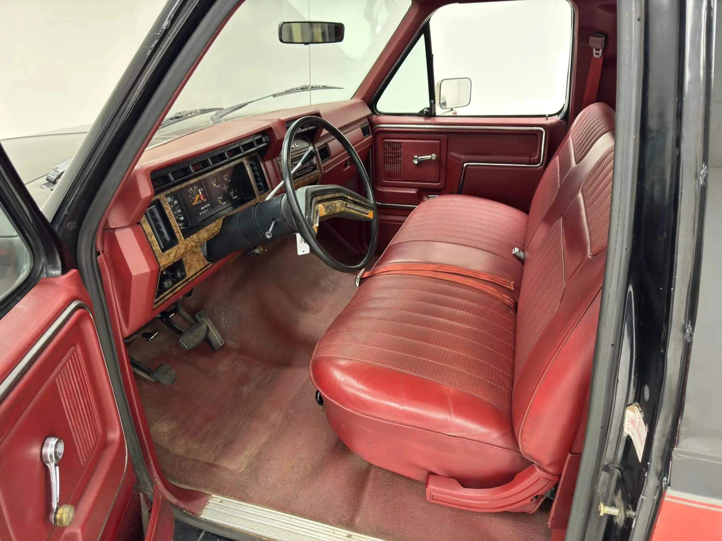 1986 Ford F-350 XL Long Bed Dually Pickup