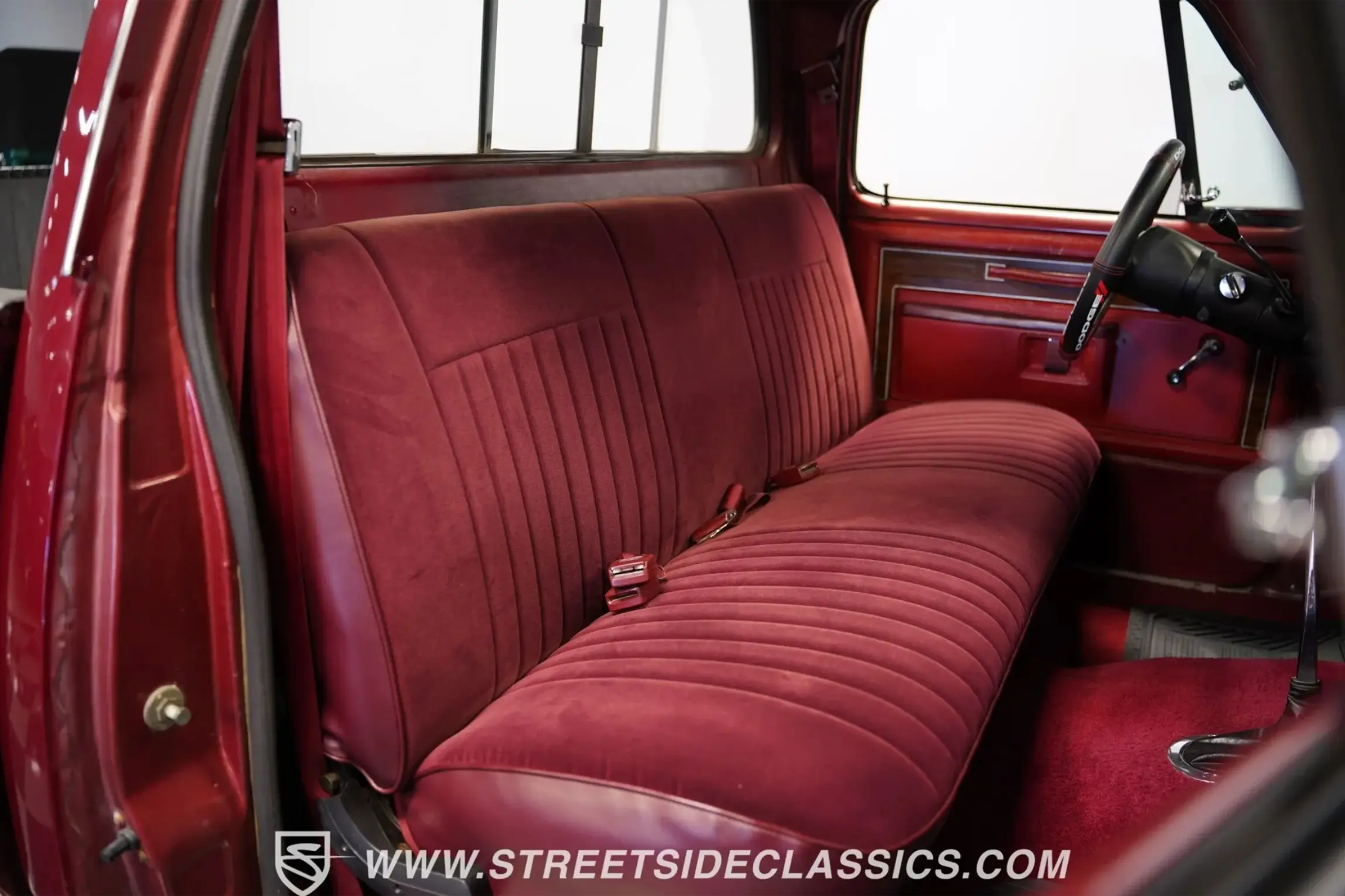 1986 Dodge Power Ram 150 Royal SE