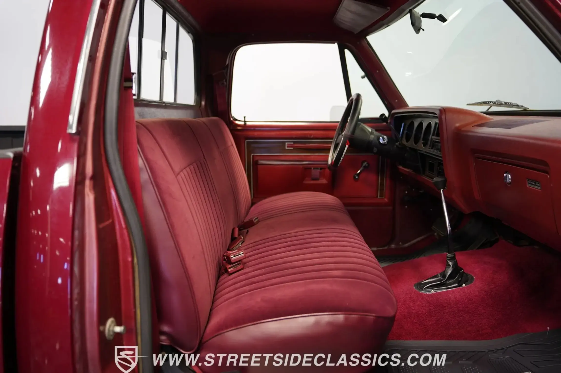 1986 Dodge Power Ram 150 Royal SE