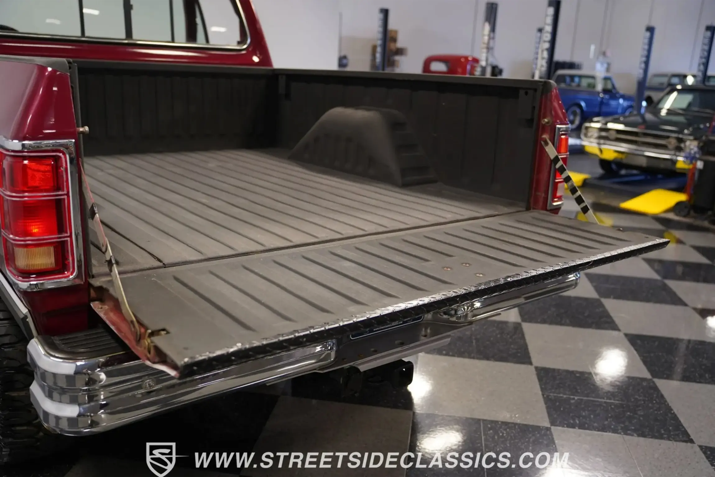 1986 Dodge Power Ram 150 Royal SE