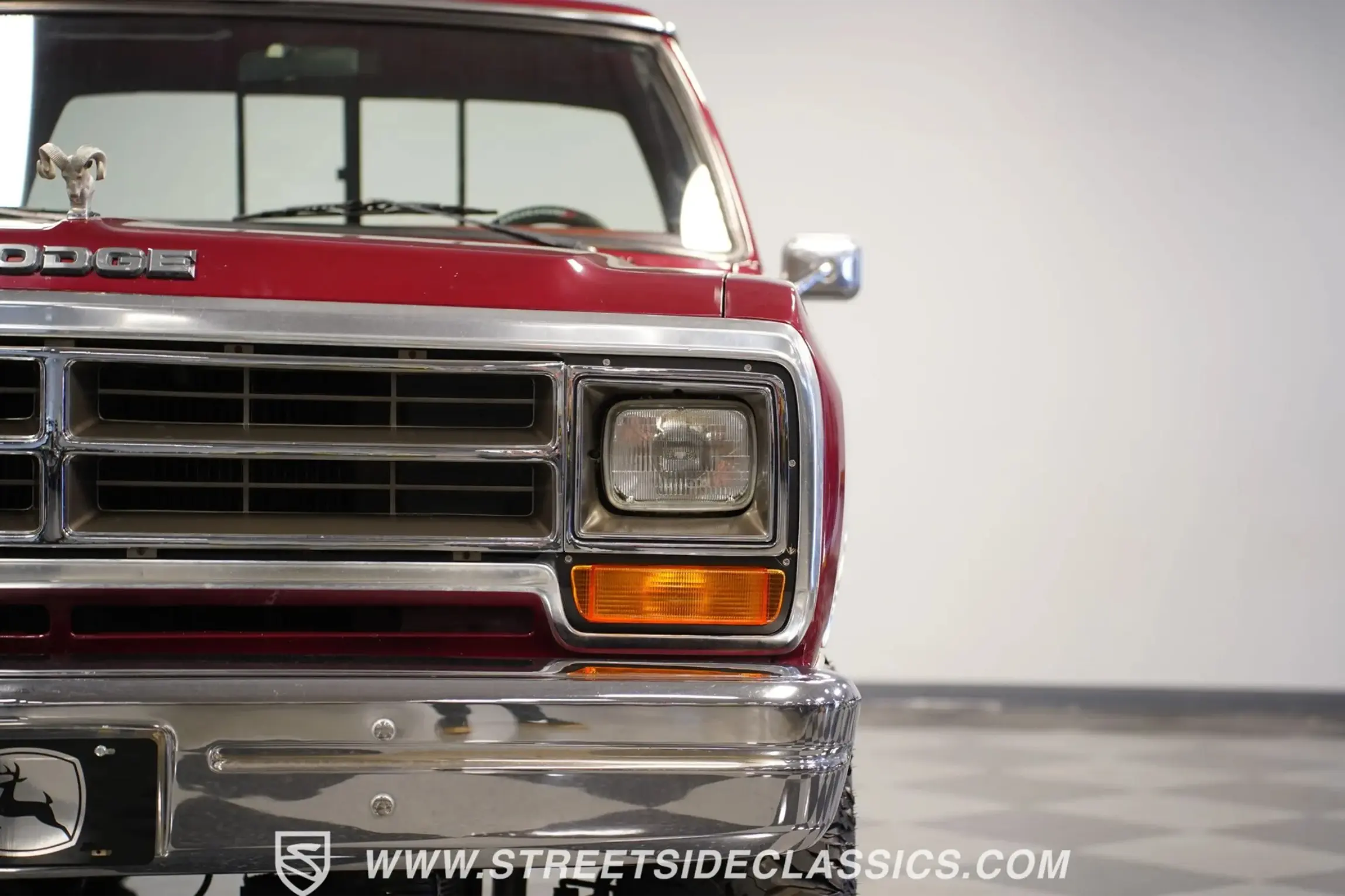 1986 Dodge Power Ram 150 Royal SE