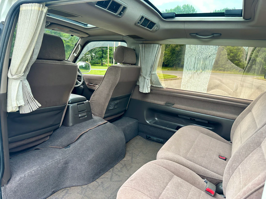 1999 Toyota HiAce Super Custom Living Saloon EX