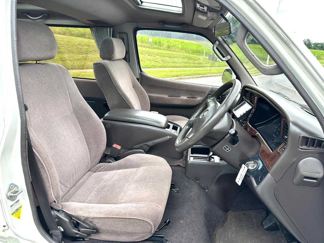 1999 Toyota HiAce Super Custom Living Saloon EX