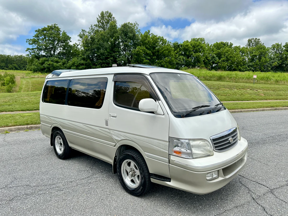 1999 Toyota HiAce Super Custom Living Saloon EX