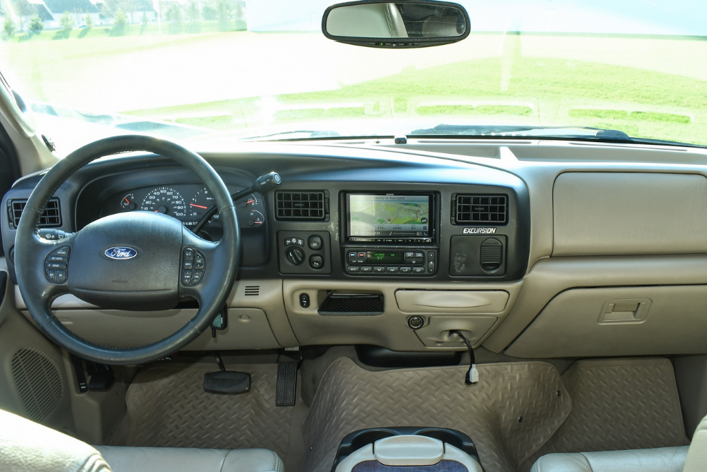 Sold: 2005 Ford Excursion Limited