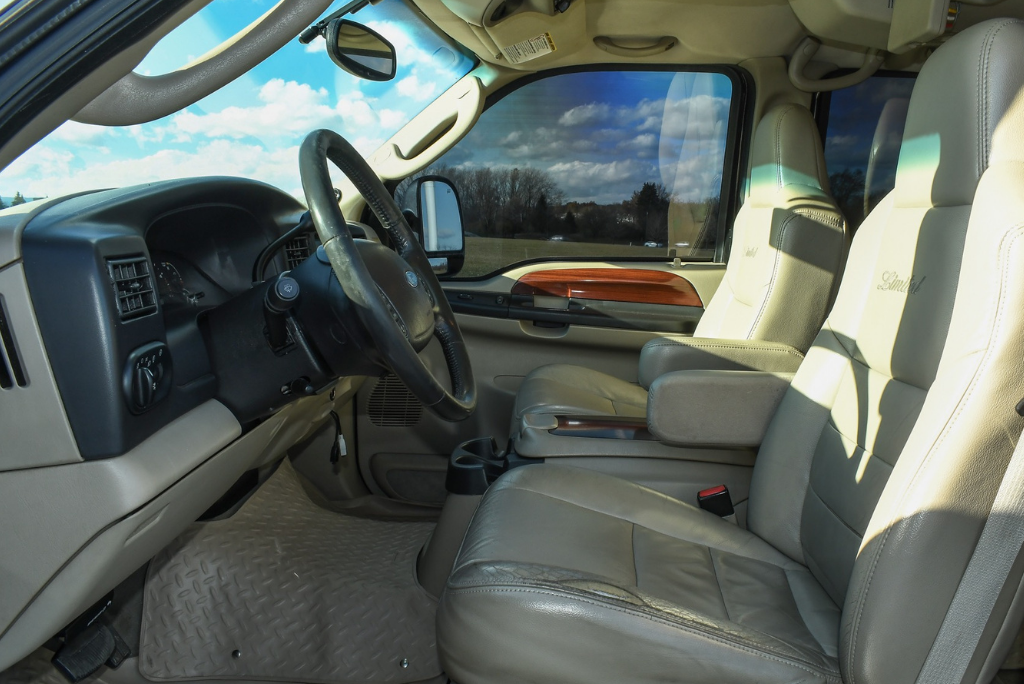 Sold: 2005 Ford Excursion Limited