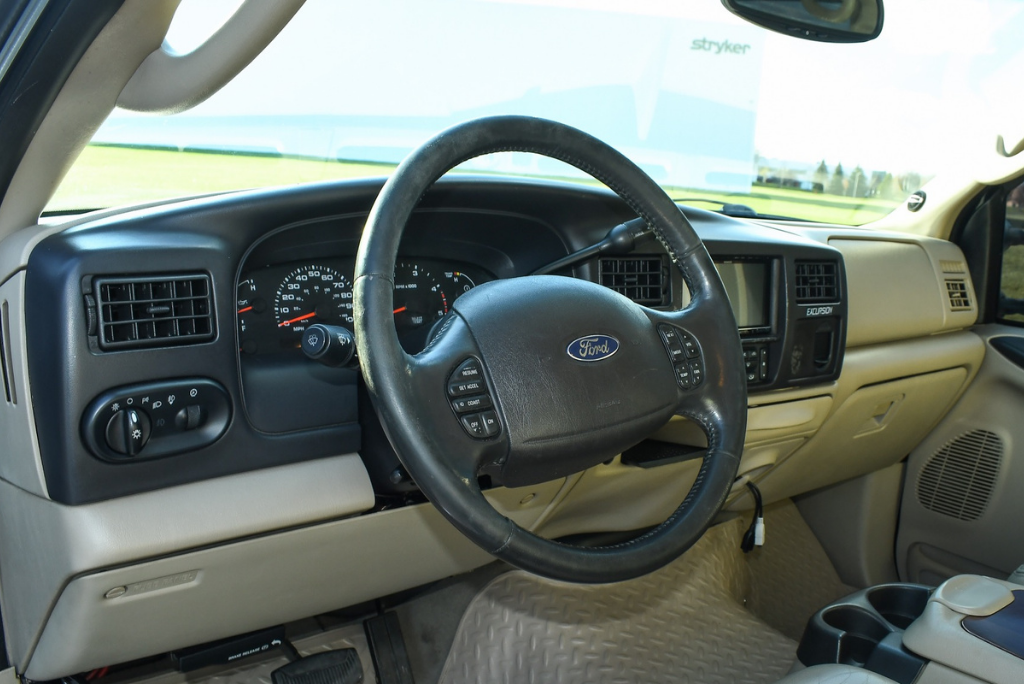 Sold: 2005 Ford Excursion Limited