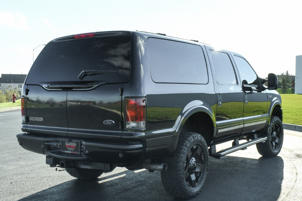 Sold: 2005 Ford Excursion Limited