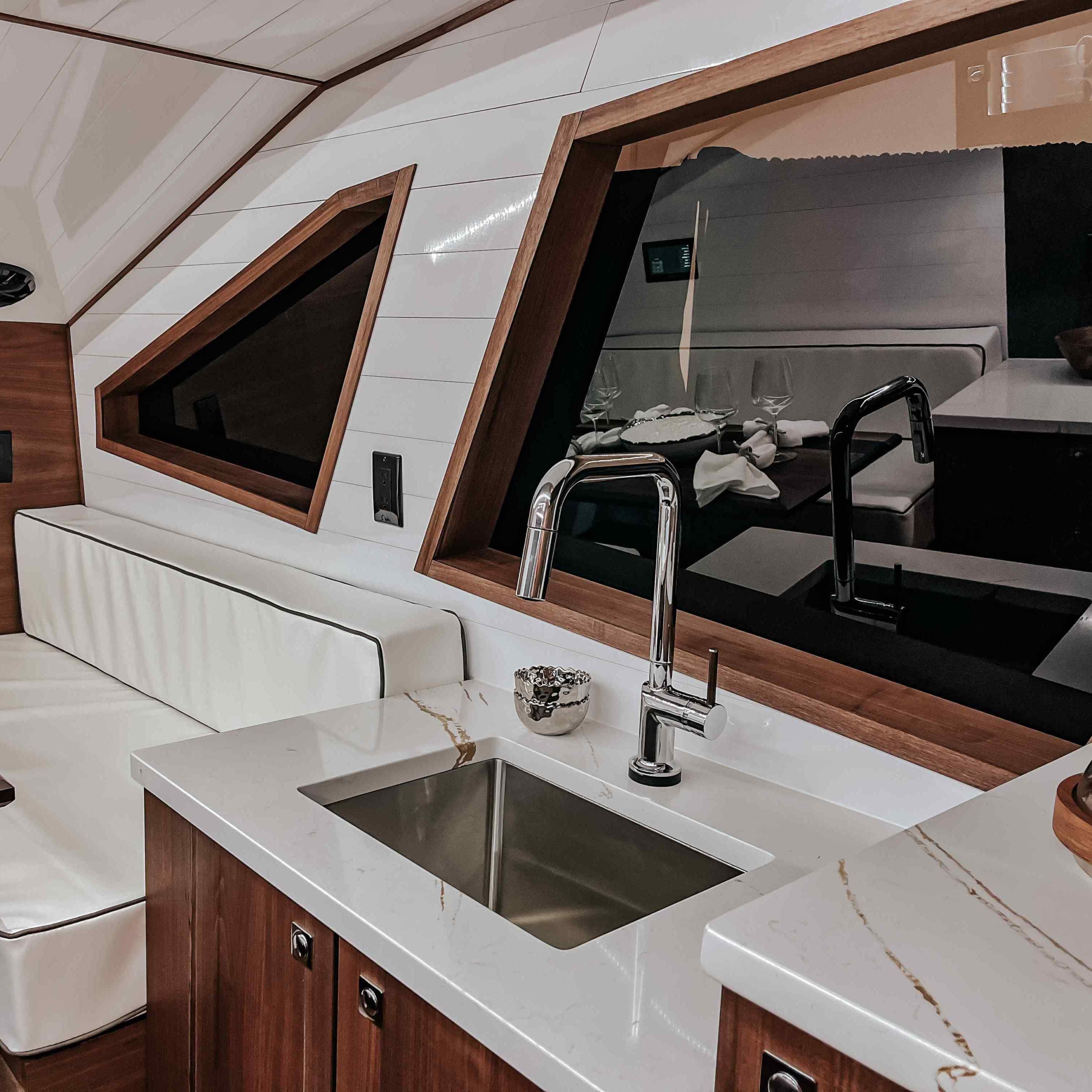Sold: 27North 30A Ascender - 5