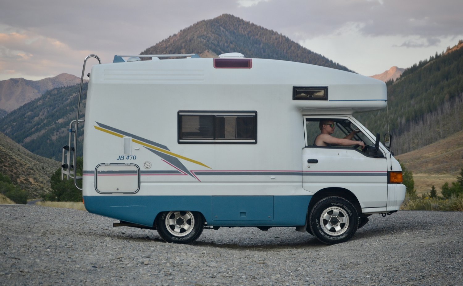 Sold: 1995 Mitsubishi Delica JB470 Camper