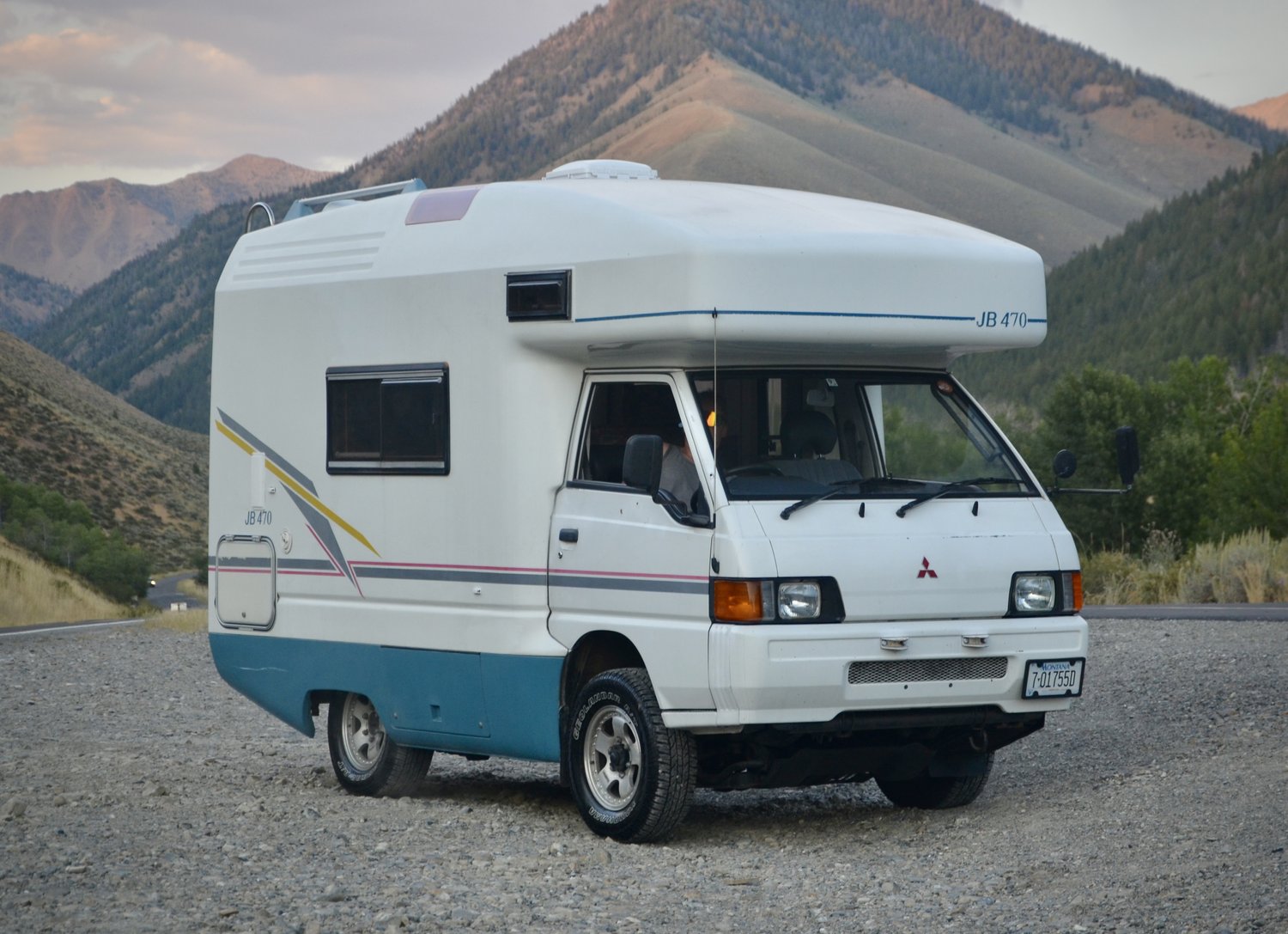 Sold: 1995 Mitsubishi Delica JB470 Camper