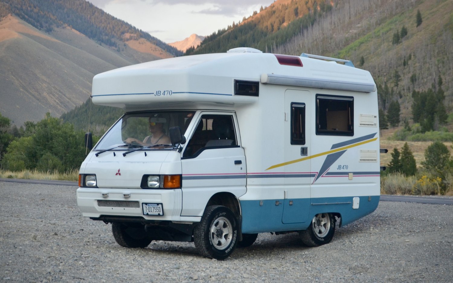 Sold: 1995 Mitsubishi Delica JB470 Camper