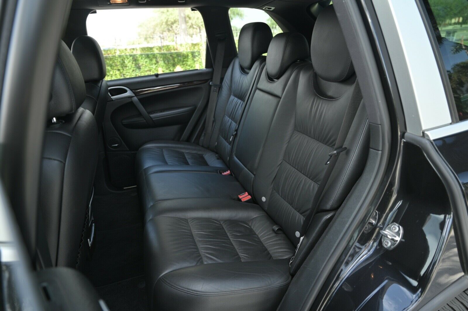 Sold: 2009 Porsche Cayenne S