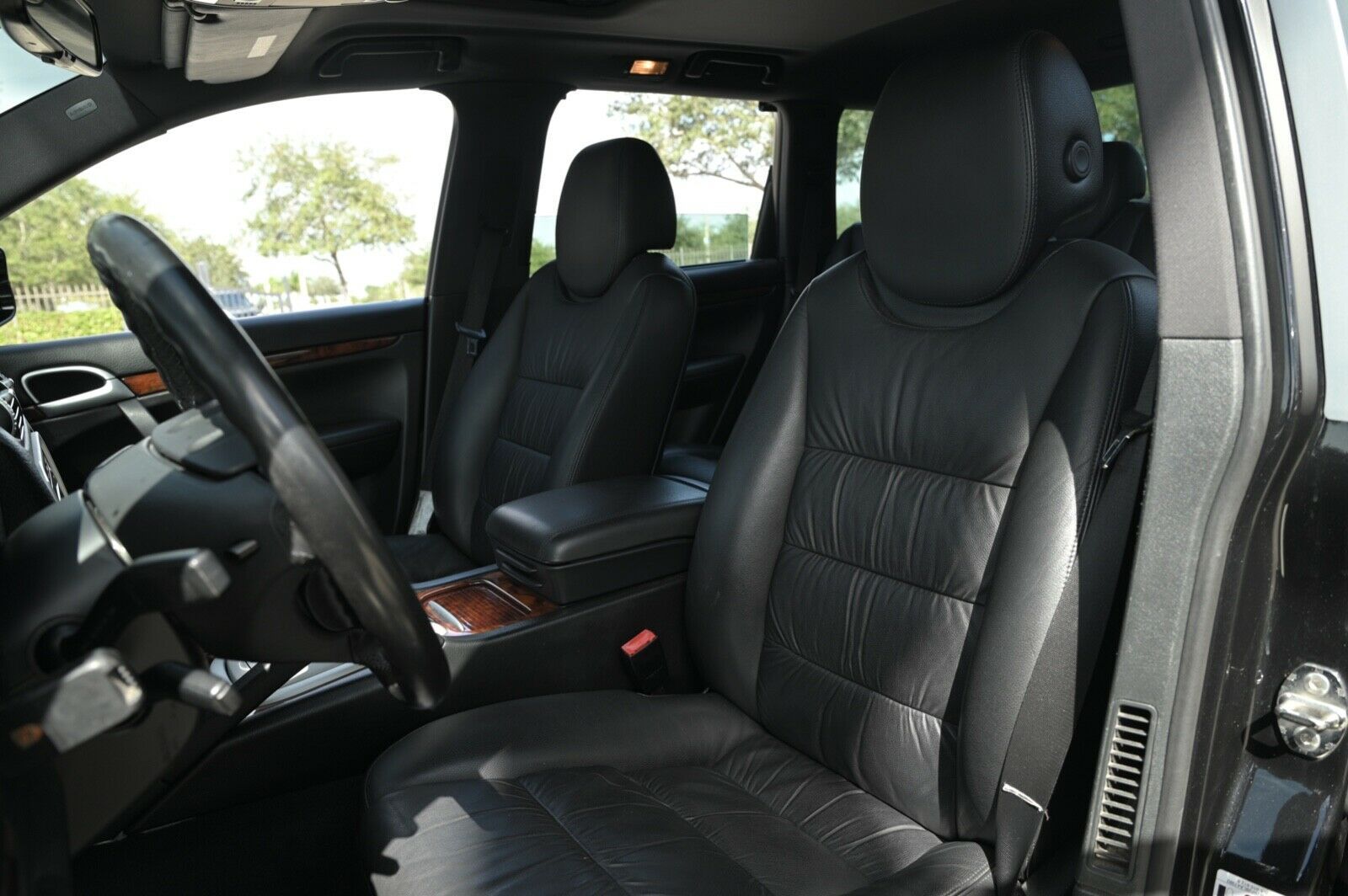 Sold: 2009 Porsche Cayenne S