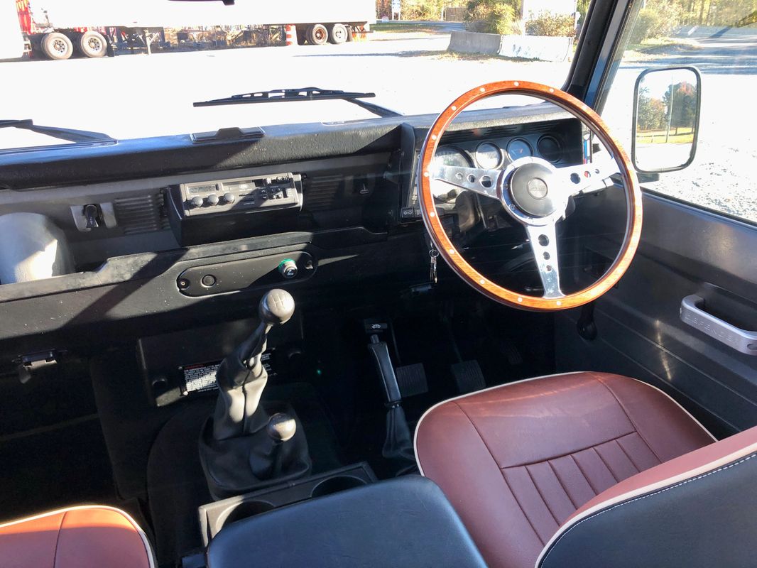 Sold: 1995 Land Rover Defender 90