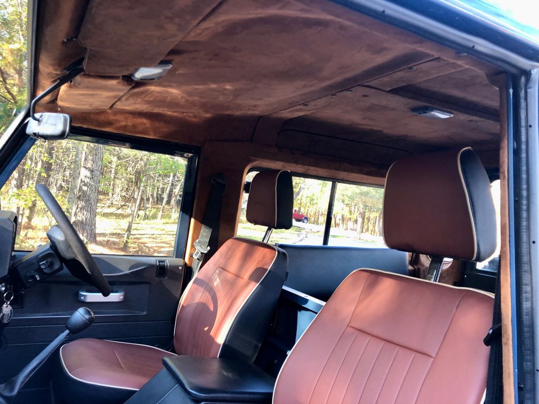 Sold: 1995 Land Rover Defender 90