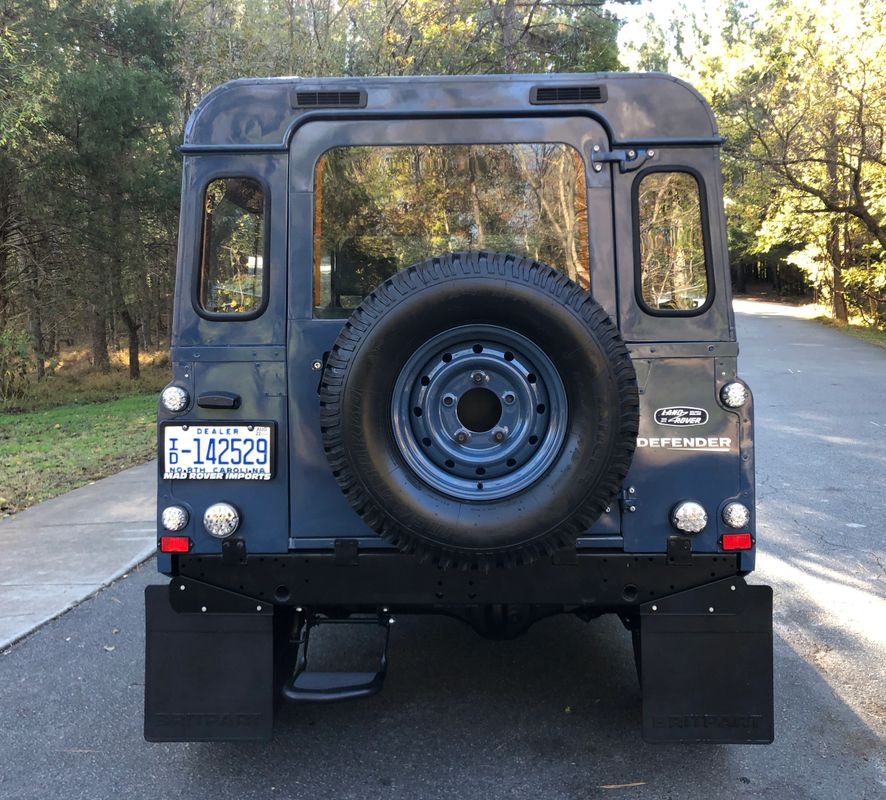 Sold: 1995 Land Rover Defender 90