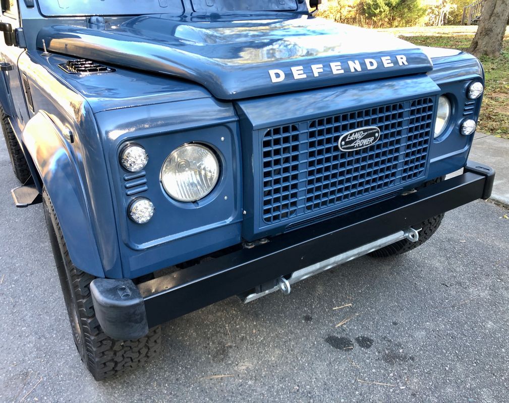 Sold: 1995 Land Rover Defender 90