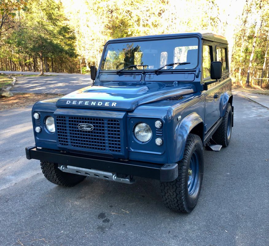 Sold: 1995 Land Rover Defender 90