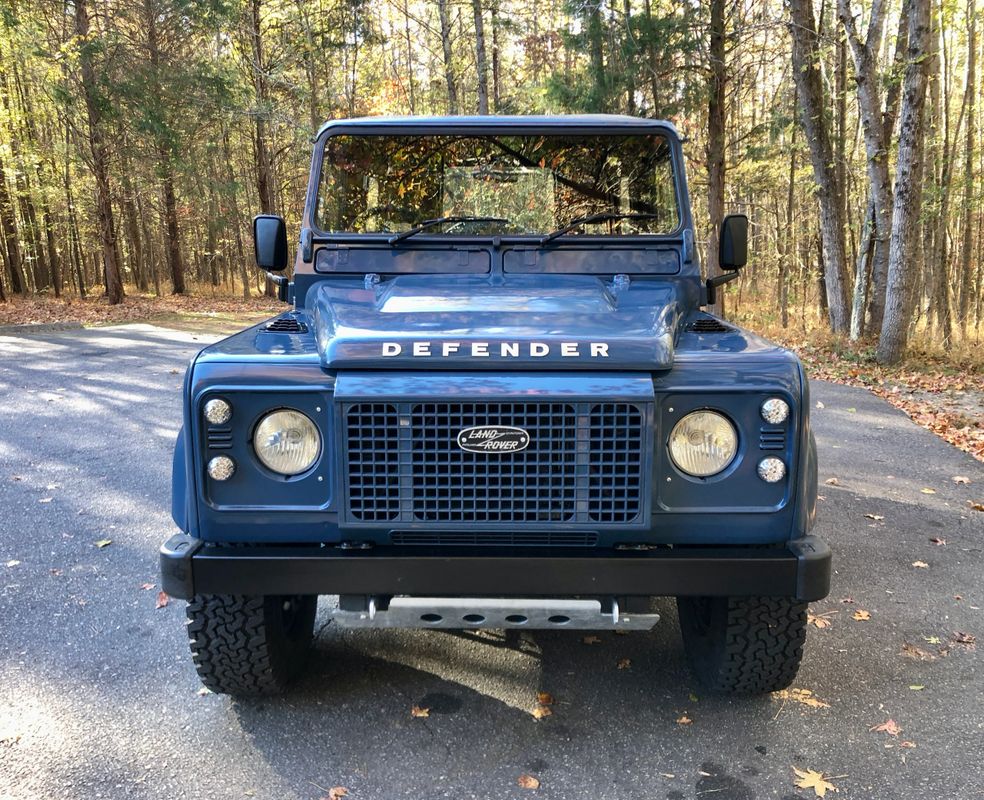 Sold: 1995 Land Rover Defender 90