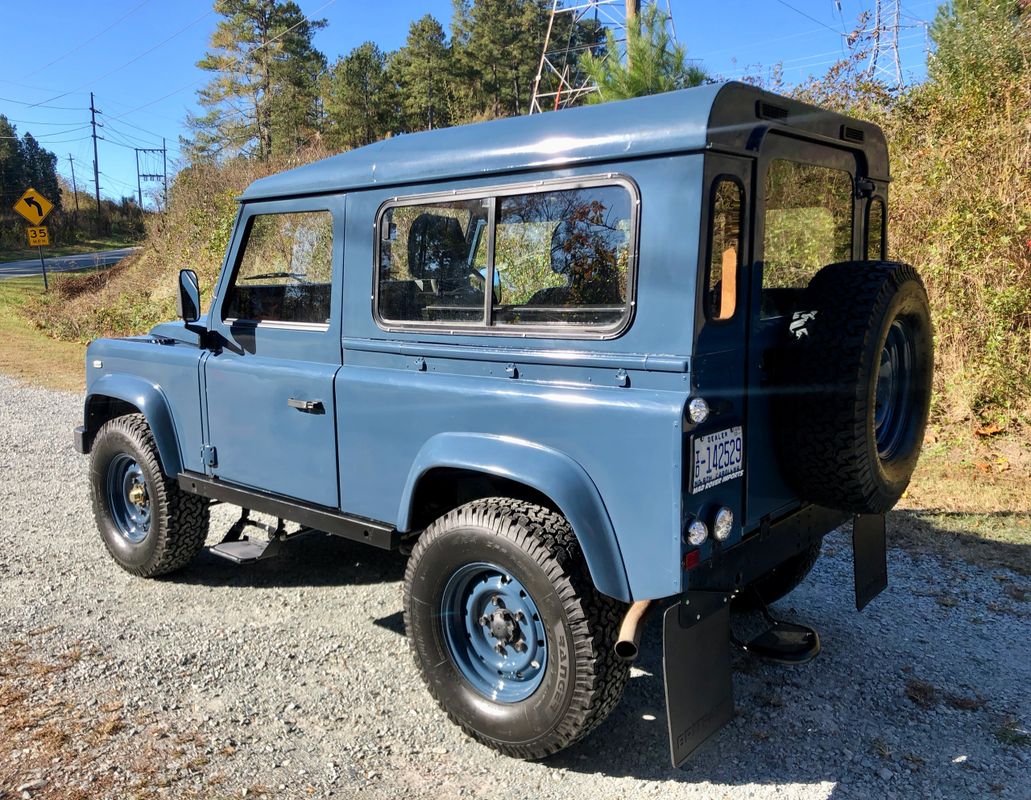 Sold: 1995 Land Rover Defender 90