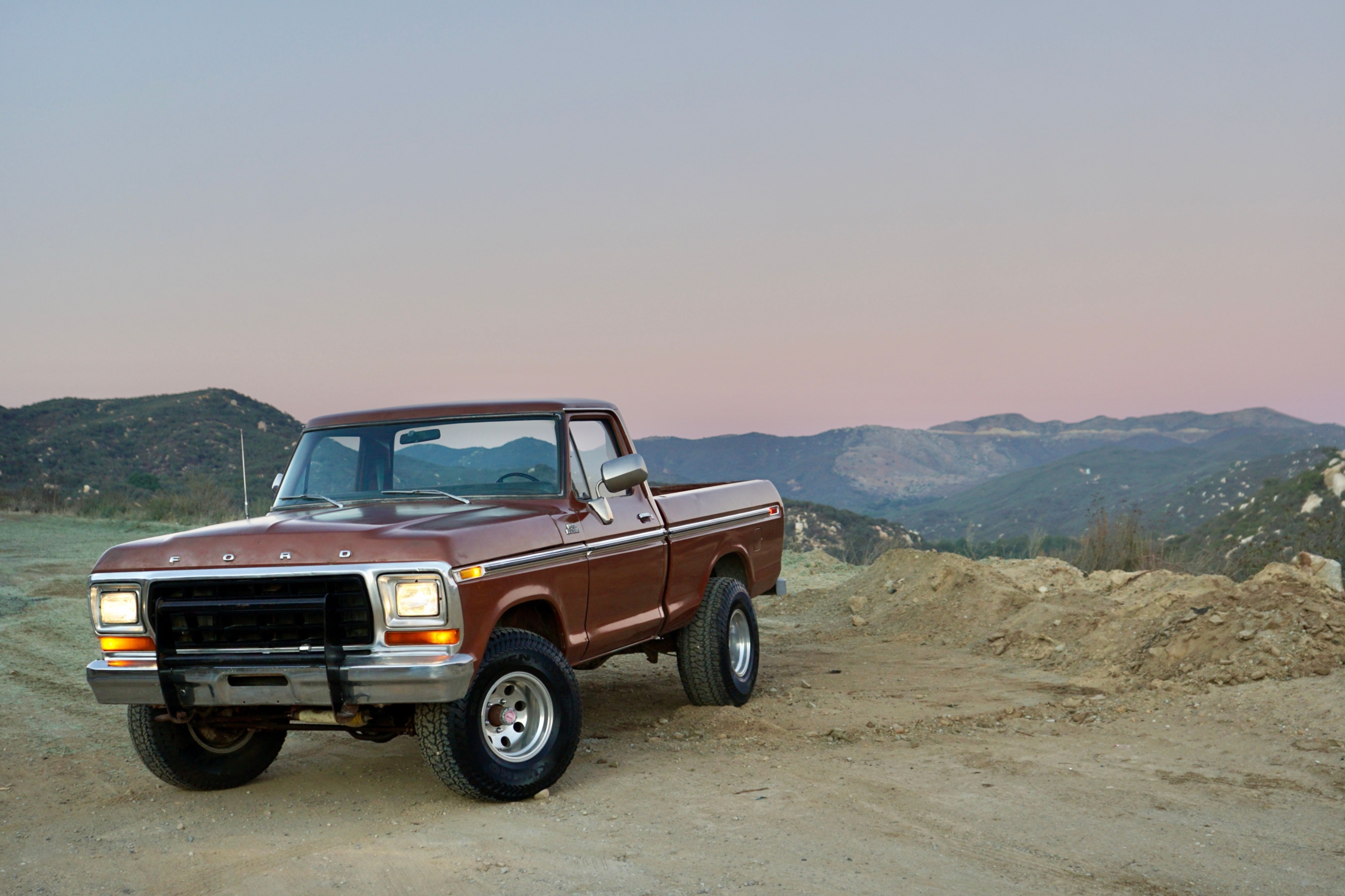 Sold: 1978 Ford F-150 Ranger Short Bed
