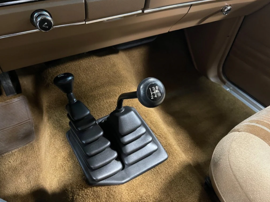 Sold: 1987 Ford Bronco II XL