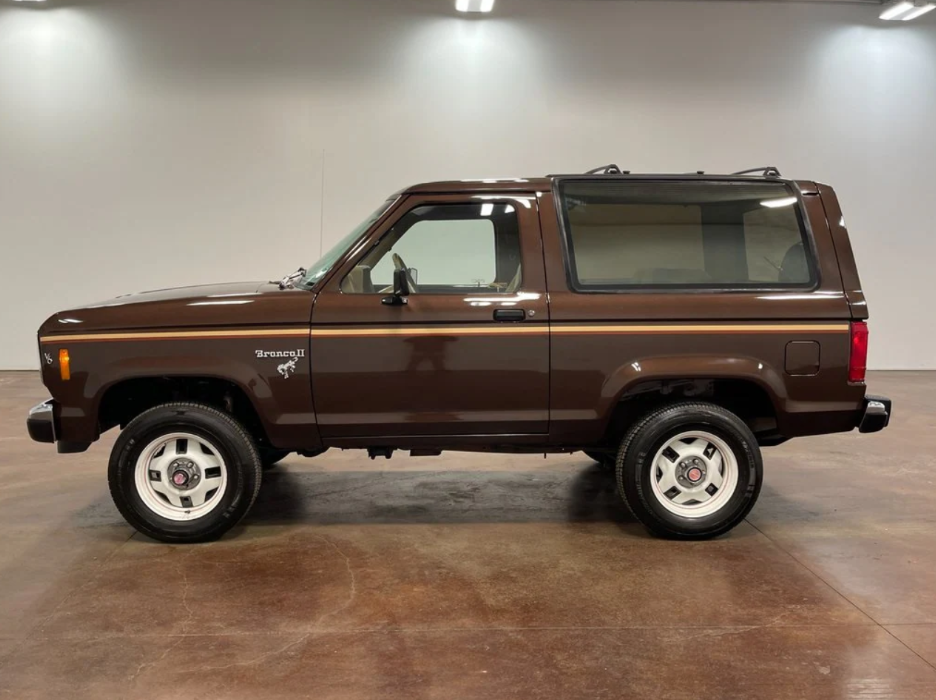 Sold: 1987 Ford Bronco II XL