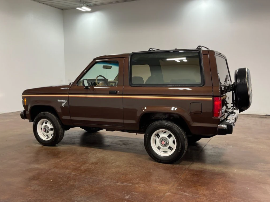 Sold: 1987 Ford Bronco II XL